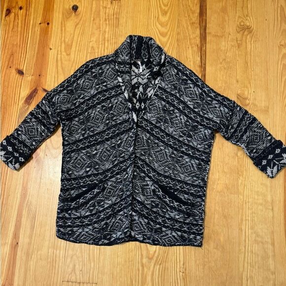 Free People Hidden Snowflake Oversized Cardigan Wool Boho Jacket SIZE XS - Picture 4 of 8